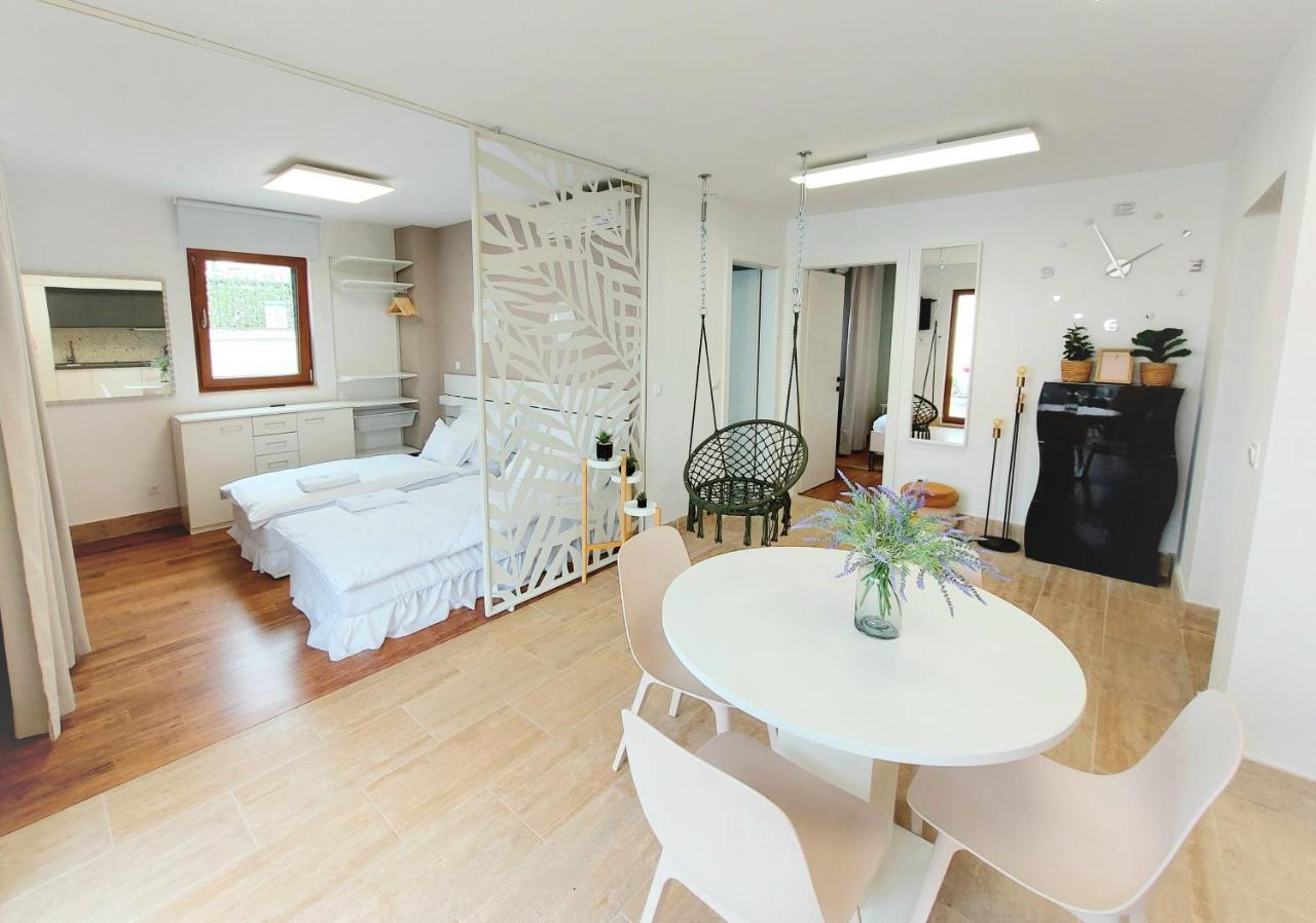 Apartment Emily Slatine Kültér fotó